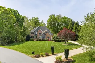 602 Wigeon Dr, Greensboro, NC 27455 - Photo 2