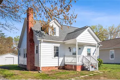 810 Elwell Avenue, Greensboro, NC 27405 - Photo 2