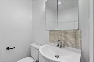 527 Booker T Washington Ave, Asheboro, NC 27203 - Photo 16