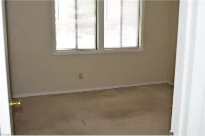 1704 N Hamilton Street #E, High Point, NC 27262 - Photo 4