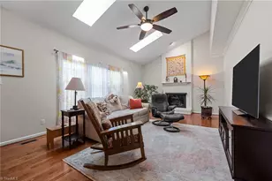 6 Brookglen Ln, Greensboro, NC 27410 - Photo 12