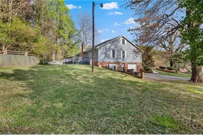 3494 La Casa Boulevard, Winston-Salem, NC 27105 - Photo 8