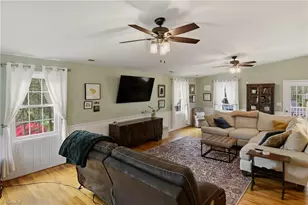 2840 Holyoke Pl, Winston-Salem, NC 27106 - Photo 12