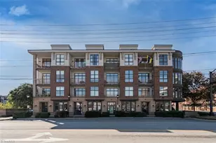 810 W 4th St, Winston-Salem, NC 27101 - Photo 46