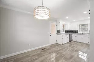 306 Lakeshore Dr, Thomasville, NC 27360 - Photo 6