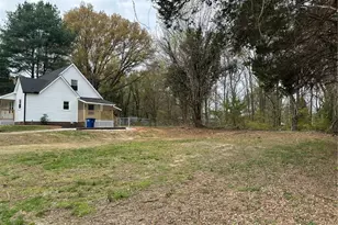 4832 Germanton Rd, Winston-Salem, NC 27105 - Photo 36