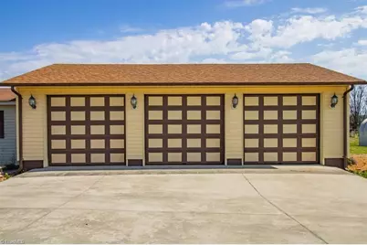 3556 White Plains Road, Roaring River, NC 28669 - Photo 28