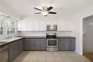 2122 Leeds Ln, Winston-Salem, NC 27103 - Photo 14