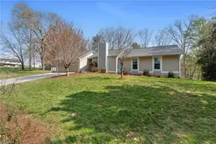 778 Beaumont Elm St, North Wilkesboro, NC 28659 - Photo 2