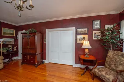 514 W Parkway Avenue, High Point, NC 27262 - Photo 8