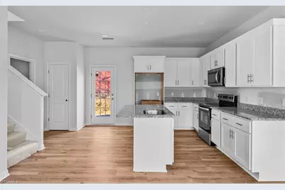 500 Reid Street, Thomasville, NC 27360 - Photo 8