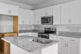 500 Reid St, Thomasville, NC 27360 - Photo 10