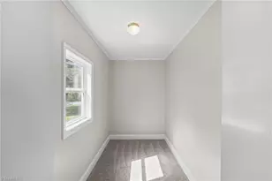 2124 Textile Dr, Greensboro, NC 27405 - Photo 10