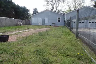 4543 Pleasant Garden Rd, Greensboro, NC 27406 - Photo 8