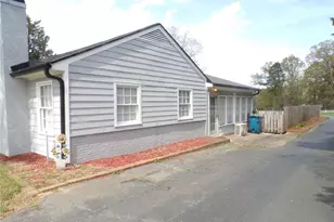 4543 Pleasant Garden Rd, Greensboro, NC 27406 - Photo 2