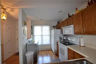 525 Highland Park Dr, Eden, NC 27288 - Photo 8