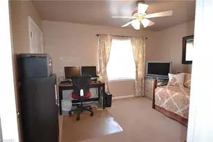 525 Highland Park Dr, Eden, NC 27288 - Photo 16