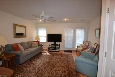 525 Highland Park Drive #H, Eden, NC 27288 - Photo 4