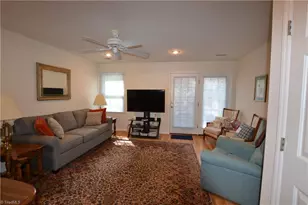 525 Highland Park Dr, Eden, NC 27288 - Photo 4