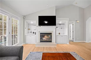 214 Lucas Park Dr, Greensboro, NC 27455 - Photo 10