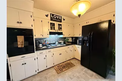 357 Holly Hill Street, North Wilkesboro, NC 28659 - Photo 8
