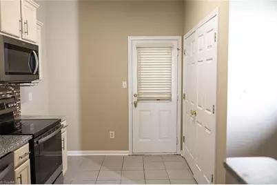 2605 Feather Bend Court, Charlotte, NC 28269 - Photo 6