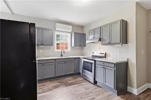 528 N Scales St, Reidsville, NC 27320 - Photo 16