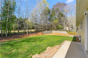 2506 Megan Dr, Ramseur, NC 27316 - Photo 38