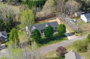 2506 Megan Dr, Ramseur, NC 27316 - Photo 34