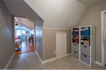 1223 Hawthorne Road, Winston-Salem, NC 27103 - Photo 38