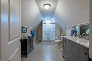 1223 Hawthorne Rd, Winston-Salem, NC 27103 - Photo 40