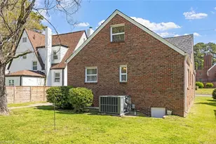 2705 Roxboro St, Durham, NC 27704 - Photo 12