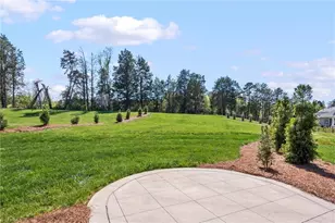 140 Castle Pond Dr, Winston-Salem, NC 27107 - Photo 40