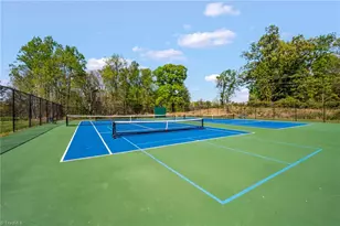 140 Castle Pond Dr, Winston-Salem, NC 27107 - Photo 44