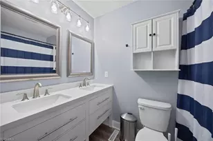 1822 Woodsway Dr, Thomasville, NC 27360 - Photo 8