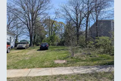 427 Tate Street, High Point, NC 27260 - Photo 2