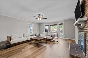 1611 Maple Ridge Ct, Greensboro, NC 27455 - Photo 10