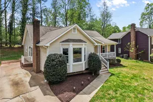 1611 Maple Ridge Ct, Greensboro, NC 27455 - Photo 2