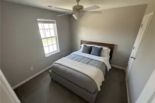 1138 Waterlyn Dr, Greensboro, NC 27405 - Photo 12