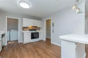 607 Ladford Ln, High Point, NC 27265 - Photo 10