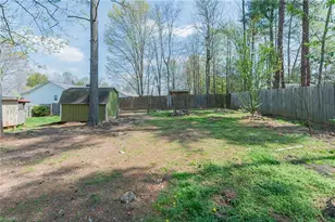 607 Ladford Ln, High Point, NC 27265 - Photo 28