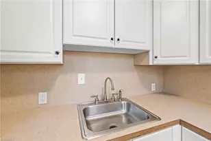 308 W Lexington Ave, High Point, NC 27262 - Photo 12