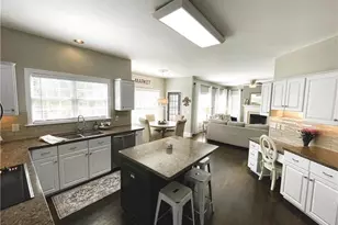 6050 Charring Dr, Kernersville, NC 27284 - Photo 10