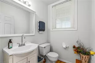 300 N Bridge St, Elkin, NC 28621 - Photo 12