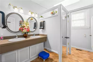 300 N Bridge St, Elkin, NC 28621 - Photo 14