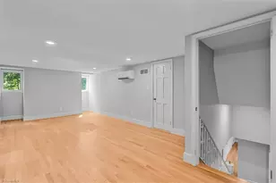 904 Pebble Dr, Greensboro, NC 27410 - Photo 34