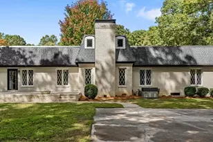 904 Pebble Dr, Greensboro, NC 27410 - Photo 38