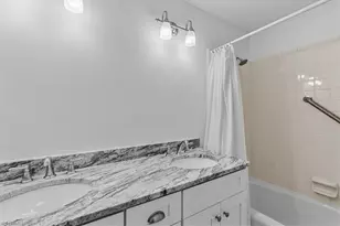 904 Pebble Dr, Greensboro, NC 27410 - Photo 24