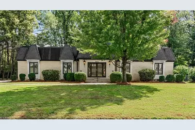 904 Pebble Drive, Greensboro, NC 27410 - Photo 2