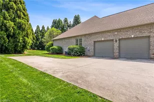 125 Peabody Forest Ct, Colfax, NC 27235 - Photo 2